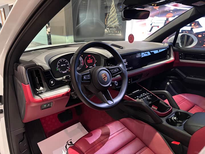 Фото 7 - Porsche Cayenne