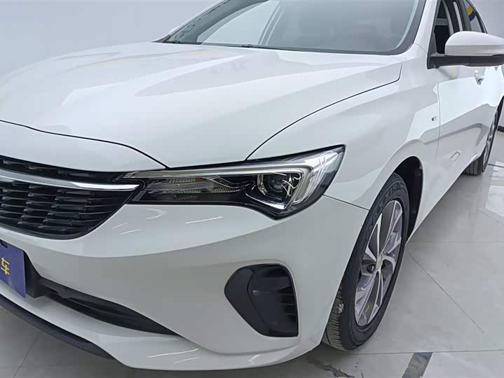 Фото 5 - Buick Verano