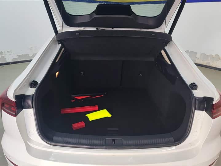 Фото 2 - Bestune B70