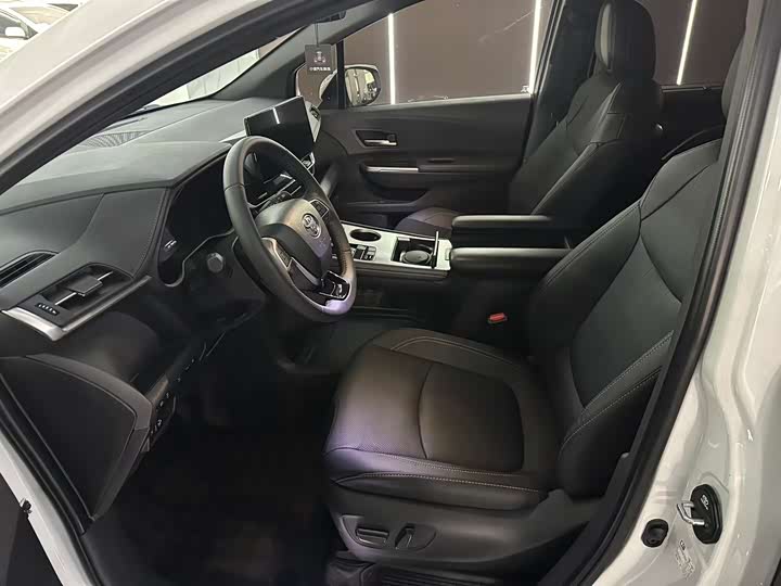 Фото 4 - Toyota Sienna