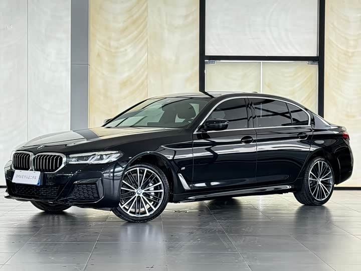 Фото 1 - BMW 5 Series