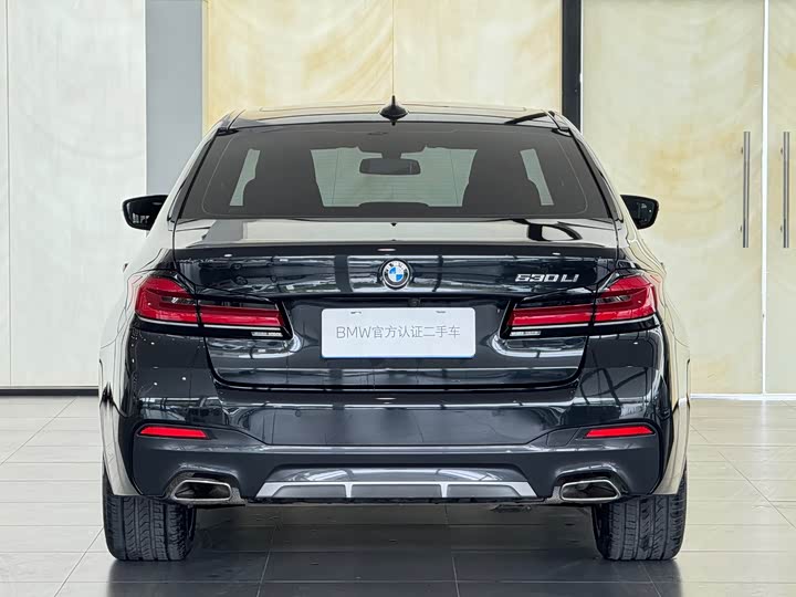 Фото 6 - BMW 5 Series