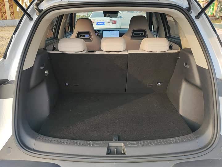 Фото 4 - BYD Yuan Up