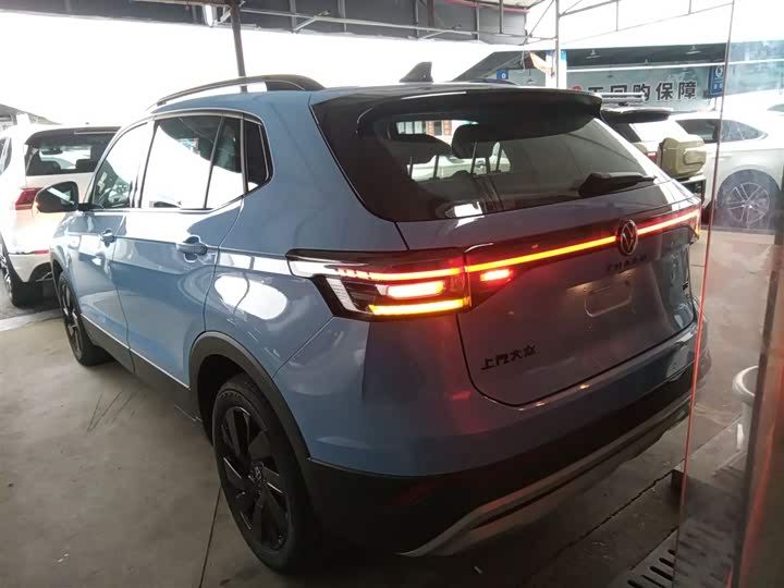 Фото 5 - Volkswagen Tharu