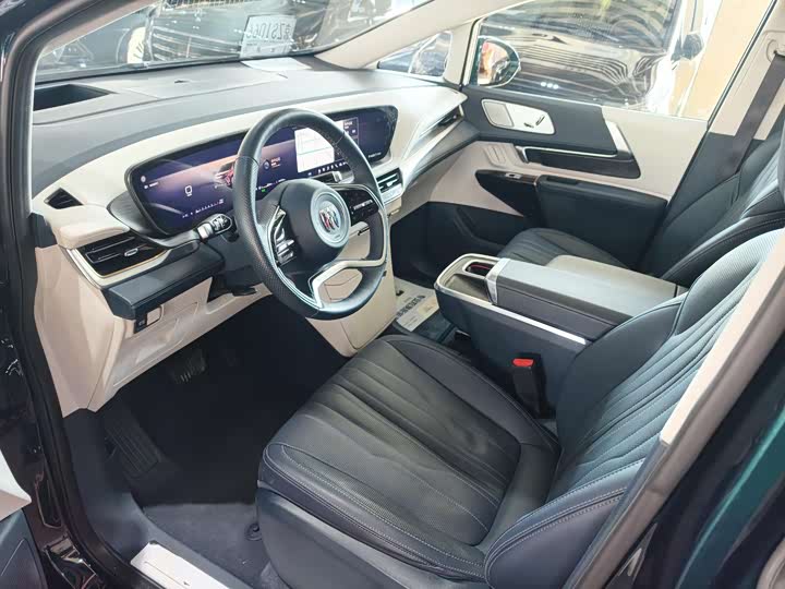 Фото 5 - Buick GL8 Century