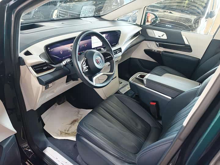 Фото 6 - Buick GL8 Century