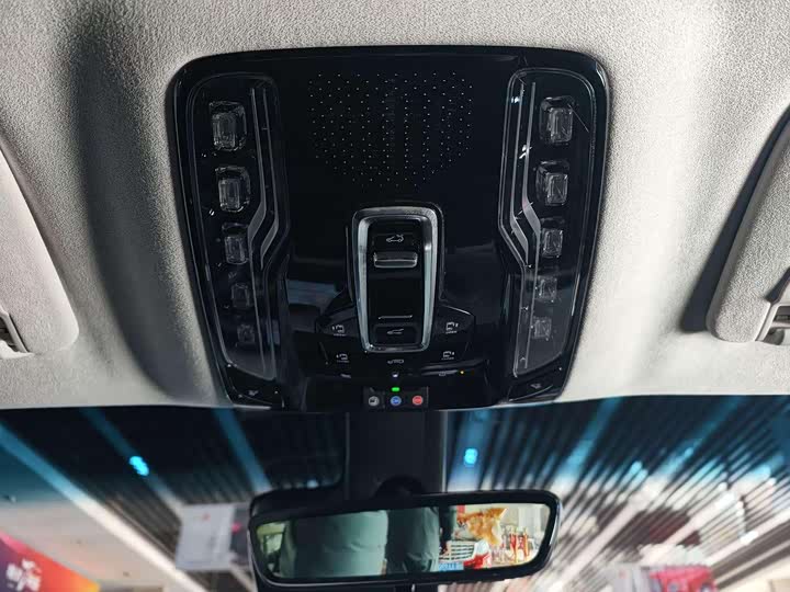 Фото 9 - Buick GL8 Century