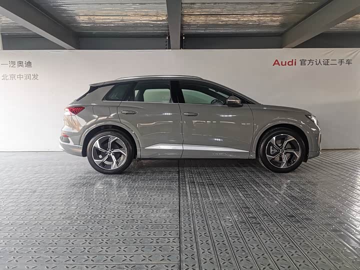 Фото 3 - Audi Q4 e-tron