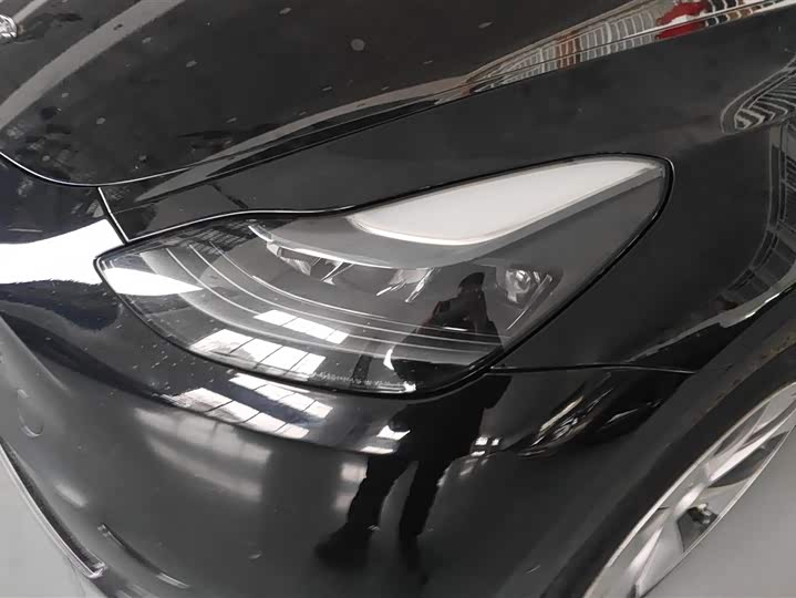 Фото 5 - Tesla Model Y