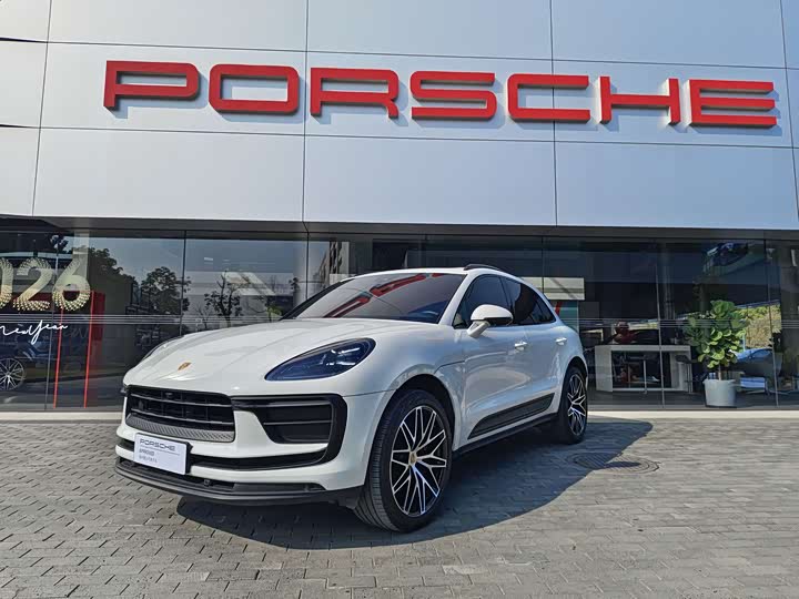 Фото 1 - Porsche Macan