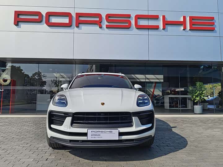 Фото 2 - Porsche Macan