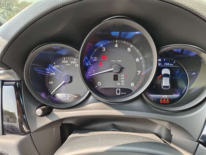 Фото 9 - Porsche Macan