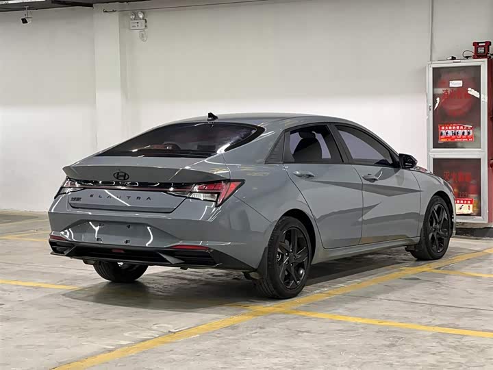 Фото 5 - Hyundai Elantra N line