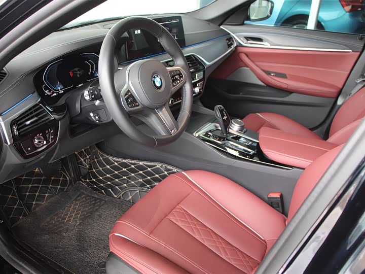 Фото 8 - BMW 5 Series Hybrid