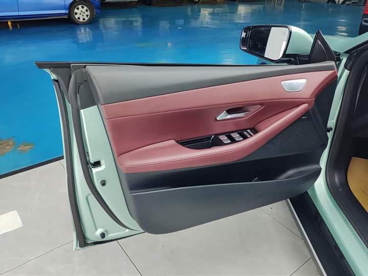 Фото 7 - Changan Deepal SL03