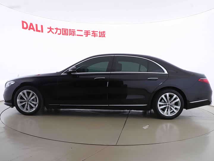 Фото 4 - Mercedes-Benz S-Class