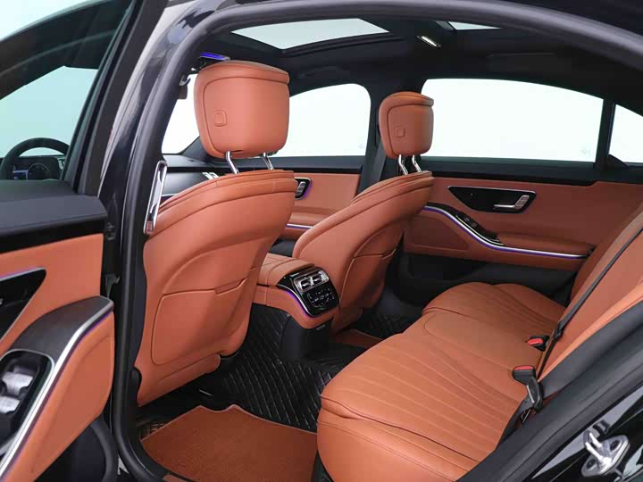 Фото 6 - Mercedes-Benz S-Class