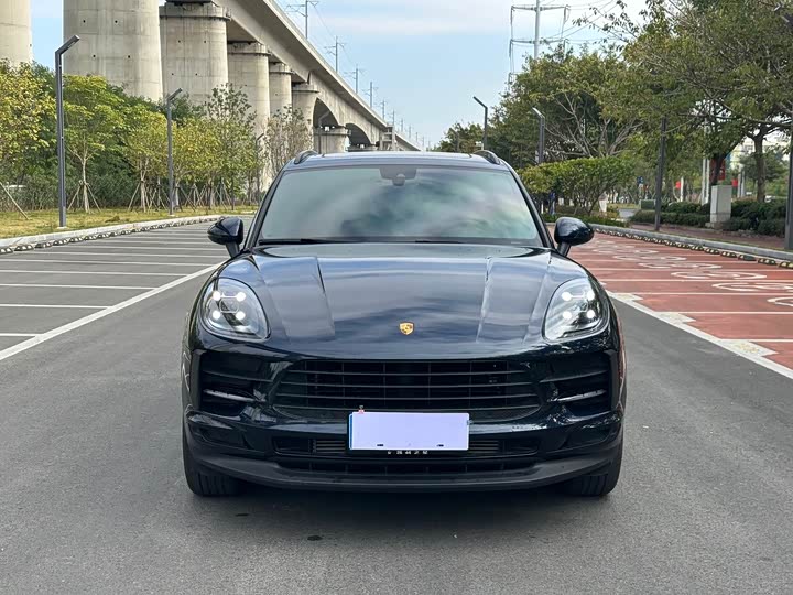 Фото 2 - Porsche Macan