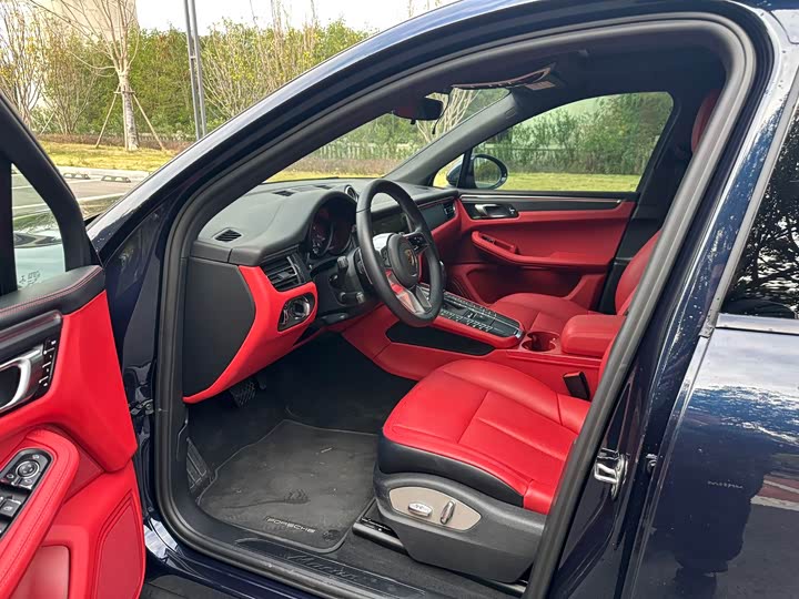 Фото 7 - Porsche Macan