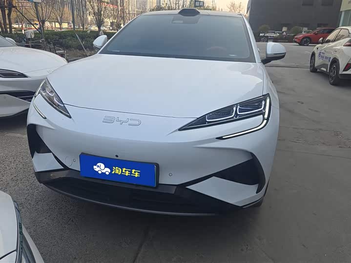 Фото 2 - BYD Sea Lion 07 EV