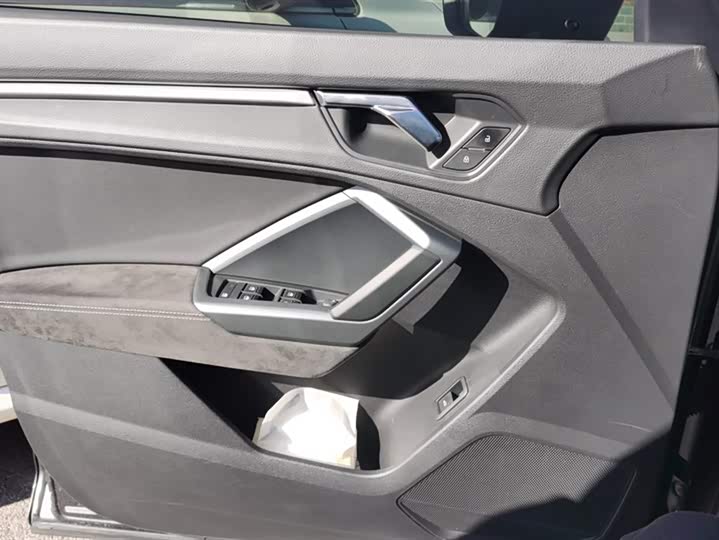 Фото 7 - Audi Q3 Sportback