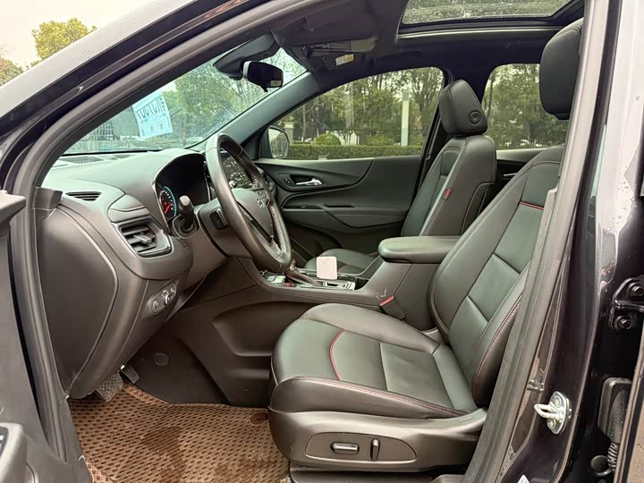 Фото 6 - Chevrolet Equinox