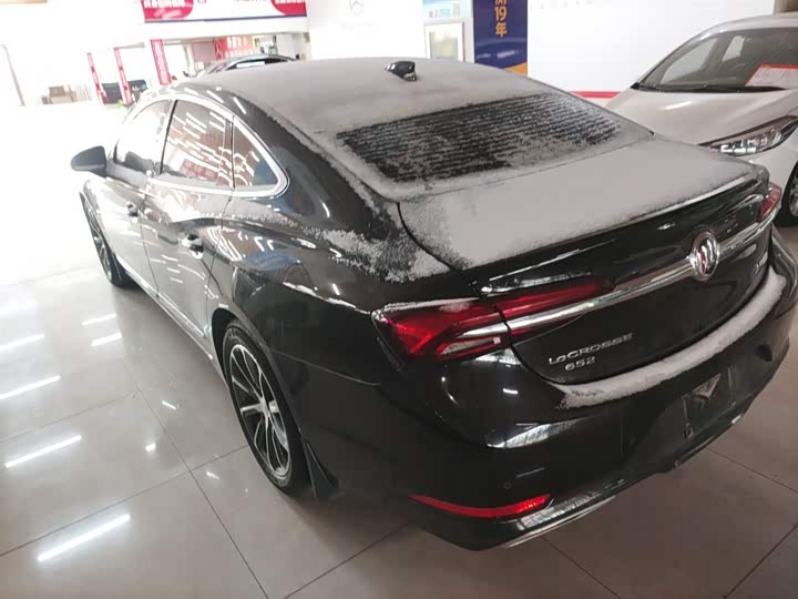 Фото 5 - Buick LaCrosse