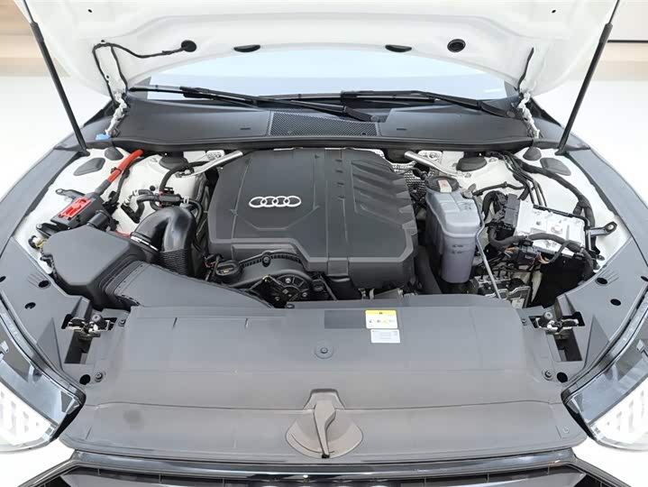 Фото 9 - Audi A7