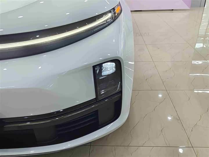 Фото 7 - LiXiang L7