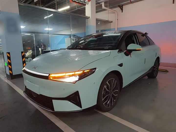 Фото 1 - XPeng P5