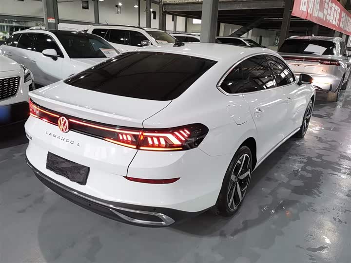 Фото 7 - Volkswagen Lamando L