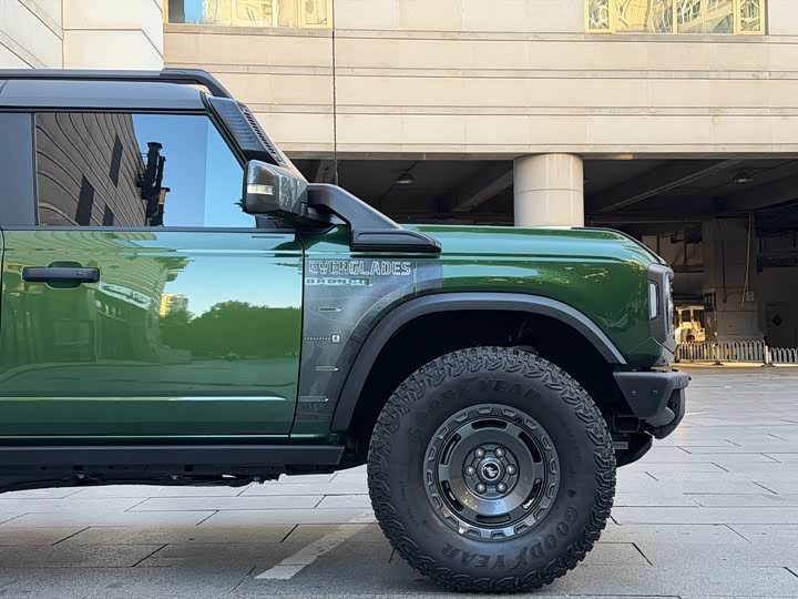 Фото 5 - Ford Bronco
