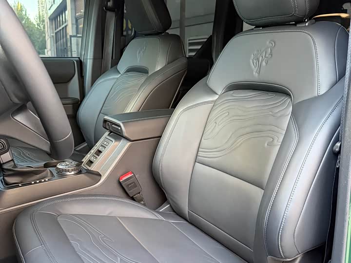 Фото 7 - Ford Bronco