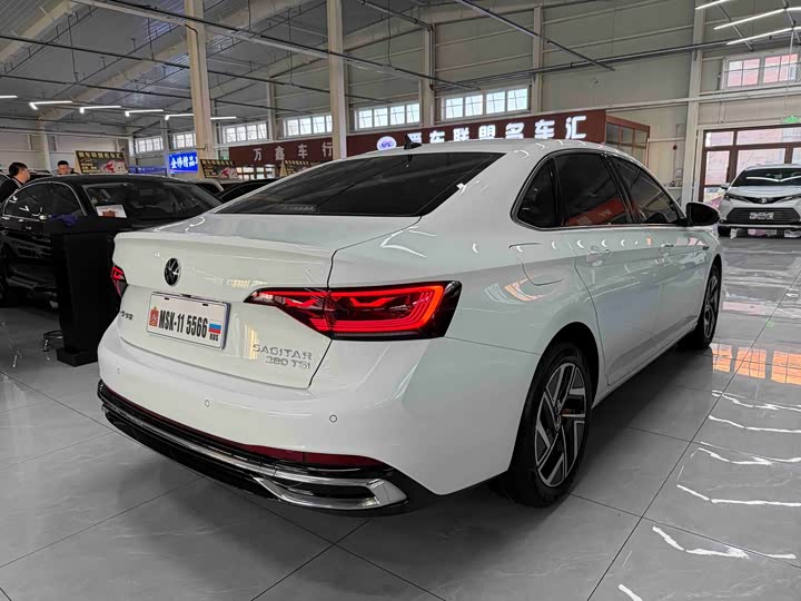 Фото 4 - Volkswagen Sagitar L