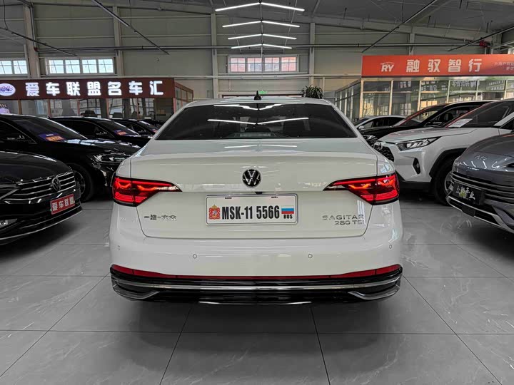 Фото 5 - Volkswagen Sagitar L