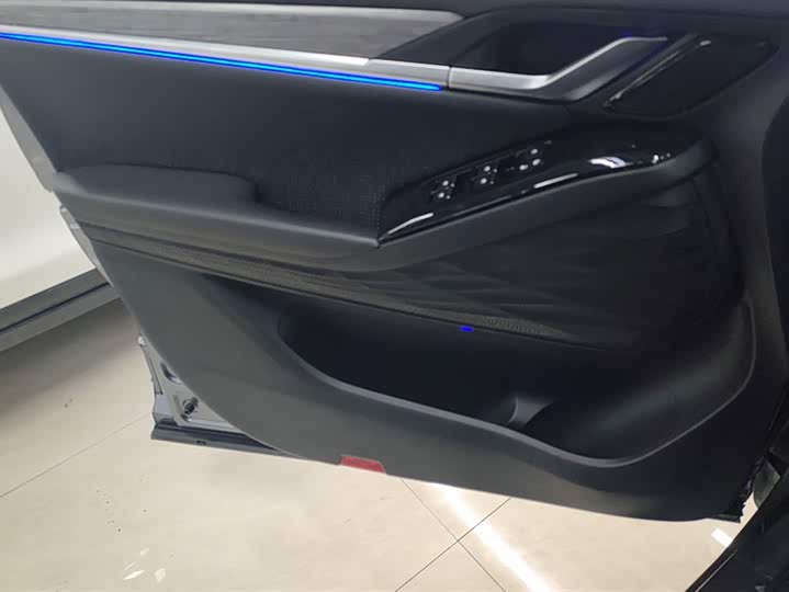 Фото 7 - JAC QX Hybrid