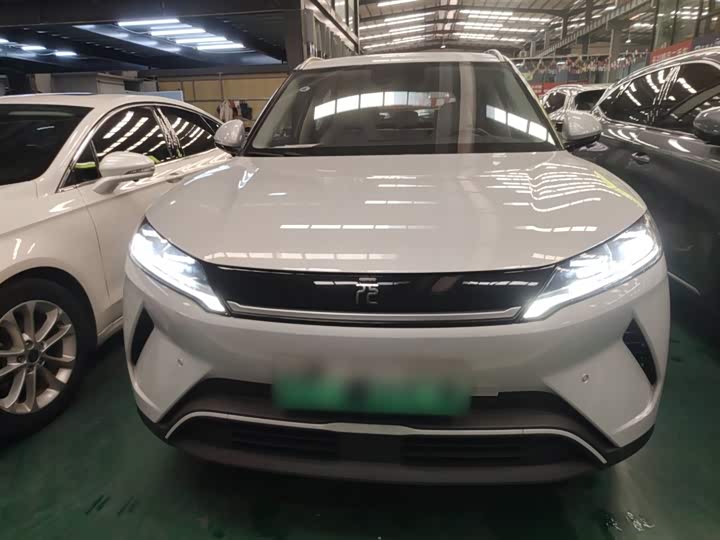 Фото 3 - BYD Yuan Up