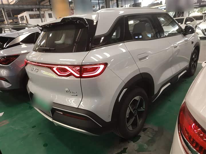 Фото 7 - BYD Yuan Up