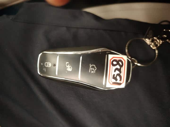 Фото 9 - BYD Yuan Up