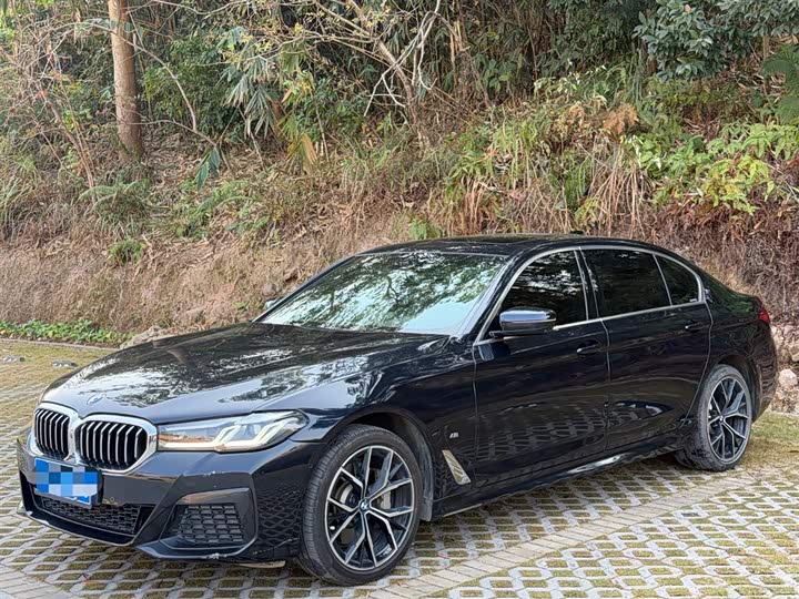 Фото 1 - BMW 5 Series