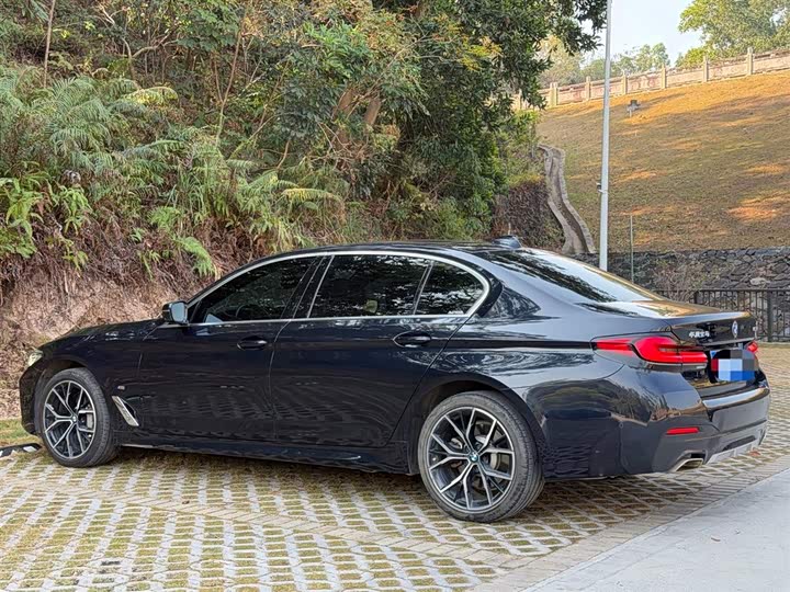 Фото 4 - BMW 5 Series