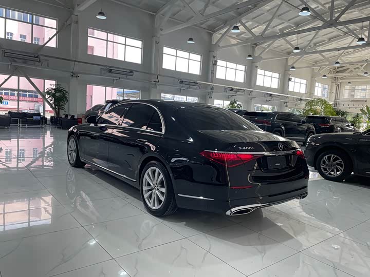 Фото 4 - Mercedes-Benz S-Class