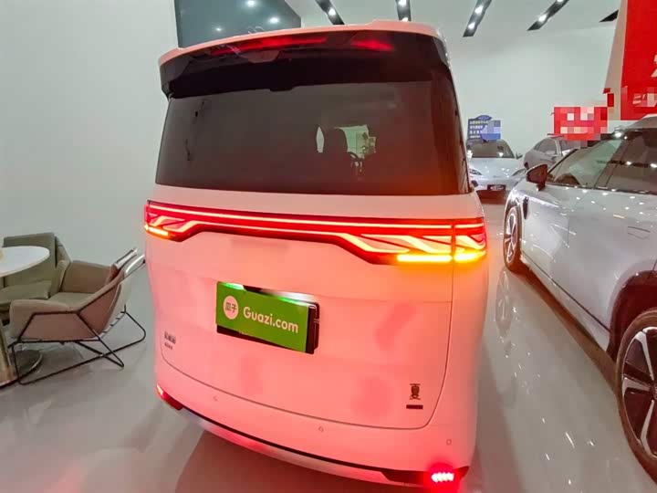 Фото 6 - BYD Xia