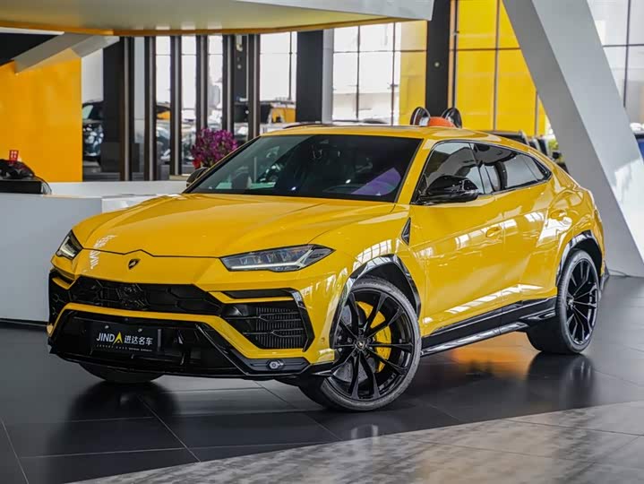 Фото 1 - Lamborghini Urus