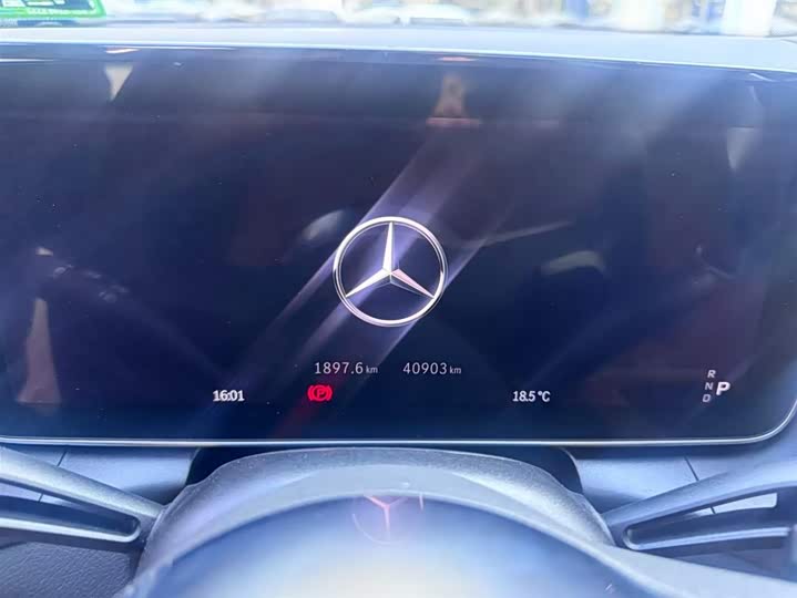 Фото 5 - Mercedes-Benz GLC-Class