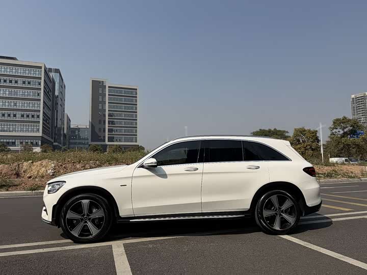 Фото 4 - Mercedes-Benz GLC-Class