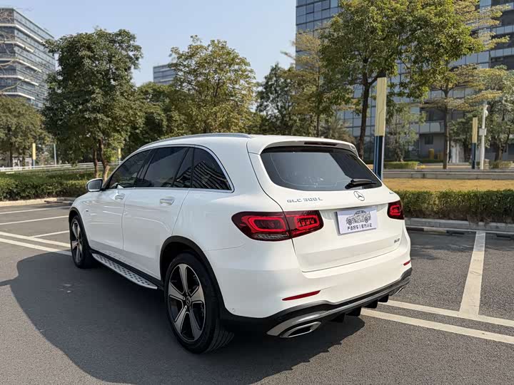 Фото 7 - Mercedes-Benz GLC-Class