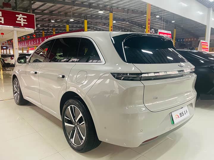 Фото 6 - LiXiang L6