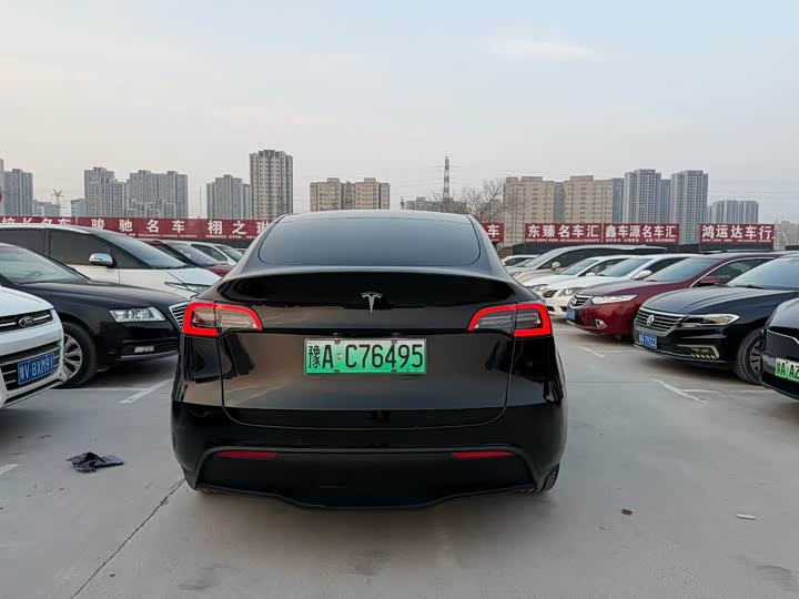 Фото 5 - Tesla Model Y