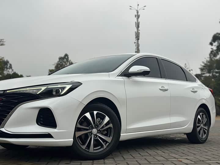 Фото 6 - Changan Eado Plus